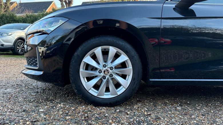 Skoda Superb 2.0 TDI SE Technology 5dr DSG Diesel Estate